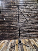 BASE KLINGT P/MICROFONO C/BOOM AJUSTABLE